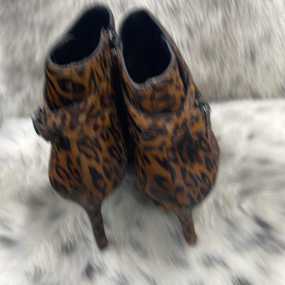Naturalizer Women's Leopard Print Ankle Heeled Booties (SZ 9) NWOB - Picture 6 of 12